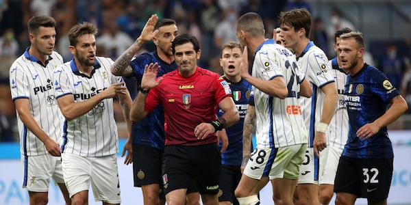 Moviola Serie A, il solito Maresca in Inter-Atalanta: caos sul rigore e su Skriniar...