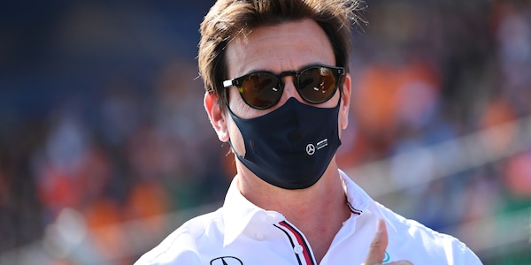 F1, Wolff: "Russell subito in testa a Sochi? Non mi sorprenderebbe"