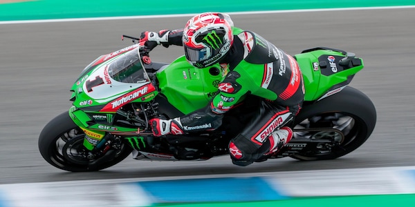 Superbike, Rea: "Rossi il più grande, belle le sue parole nei miei confronti"