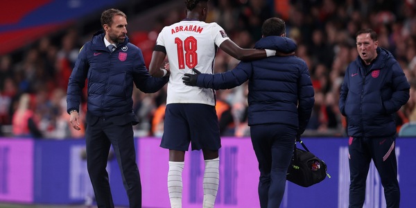 Abraham ko, la Roma ironizza: "Amiamo le partite delle nazionali"
