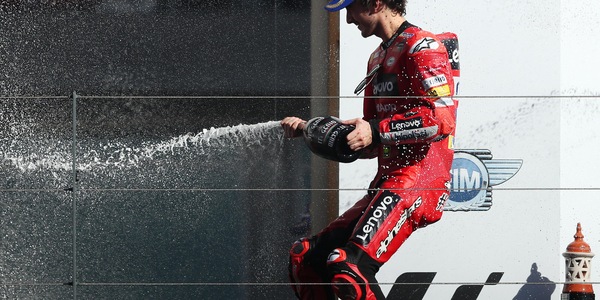 MotoGp, Bagnaia: "Ho avuto la fortuna di essere in MotoGp con Valentino"