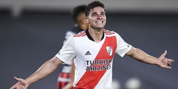 Missione Alvarez, blitz della Juve: ma la Fiorentina non molla