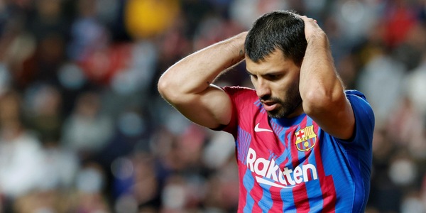 "Agüero potrebbe ritirarsi: il Barcellona lo ha già avvertito"