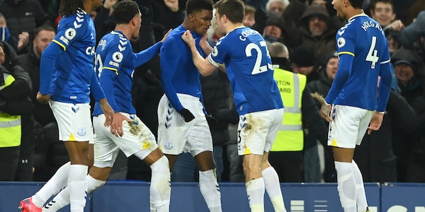 Gray toglie dai guai Benitez: 2-1 dell'Everton contro l'Arsenal