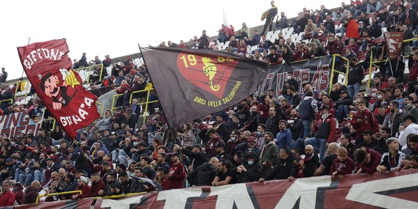 Salernitana, la Lega serie A chiede la proroga al consiglio Figc