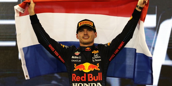 F1, la madre di Verstappen: "Ho urlato e pianto, Max è stato un leone"