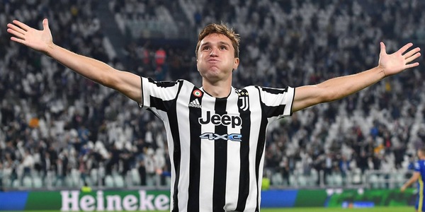 Juve, Chiesa: "Basta gossip, nessun problema con Allegri"