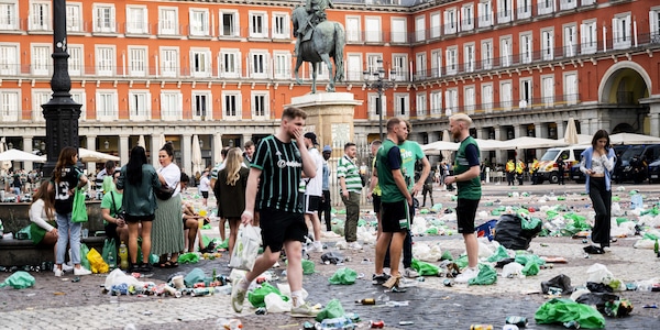 Caos a Madrid: scontri in strada tra i tifosi del Celtic e la polizia