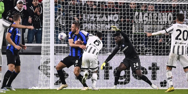 Moviola serie A, Danilo con la mano. Ma non può spostarla...