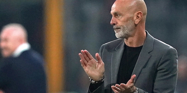 Milan, Pioli: "Rispetto per la Fiorentina. Non ci arrendiamo a questa classifica"