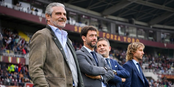 Plusvalenze Juve, l’intercettazione: “Per fortuna ci siamo fermati”