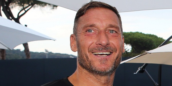 Totti compie gli anni: il sogno di tornare alla Roma e come festeggerà
