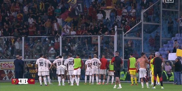 Genoa-Roma, contestazione dei tifosi a Marassi: "Fuori le pa..."