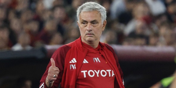 Roma, via Mourinho? I tifosi sotto shock: "Errore gravissimo, lui è la luce"