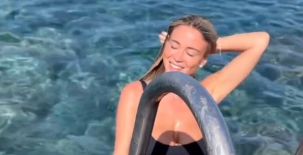 Diletta Leotta, il tuffo super sexy di metà ottobre fa impazzire i fan