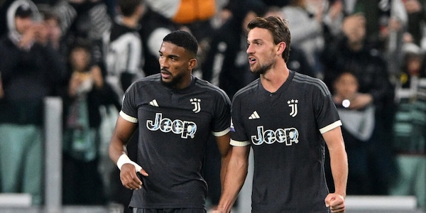 Juve, Giuntoli blinda la difesa: pronto l'annuncio di altri due rinnovi