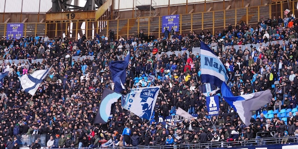 Napoli, un'onda azzurra al nuovo Bernabeu