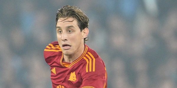 Roma, senti Bove: "Non è vero che i calciatori sono ignoranti"