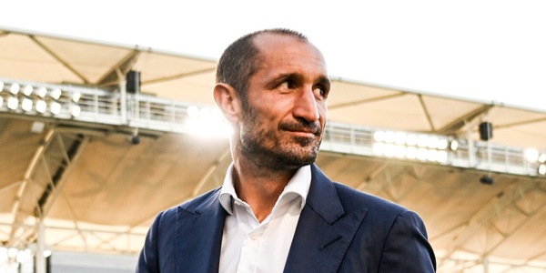 La Juve ringrazia Chiellini: l'omaggio sui social è da brividi