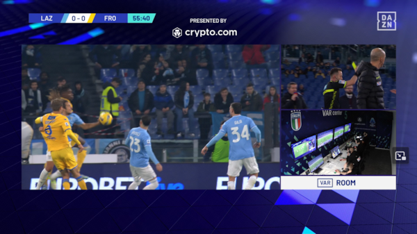 Lazio-Frosinone: il tocco di mano di Guendouzi che provoca il rigore