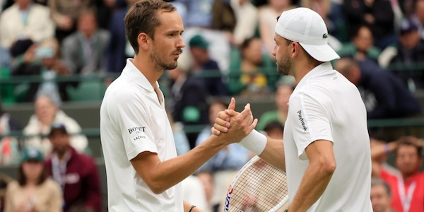 Sinner sfiderà un Medvedev riposato: cosa è successo a Dimitrov