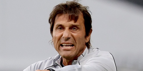 Napoli, c’è un vuoto davanti: il caso Osimhen condiziona Conte