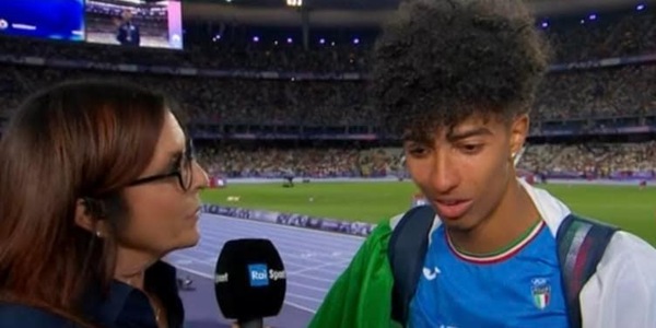 Furlani dopo il bronzo alle Olimpiadi piange in diretta: "Dateci tempo"