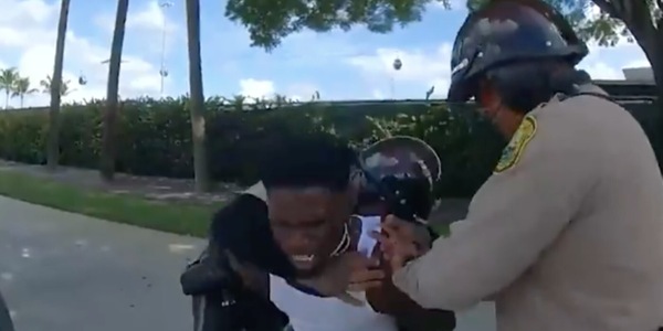 L’arresto violento della star del football americano scuote gli Usa: “Straziante”