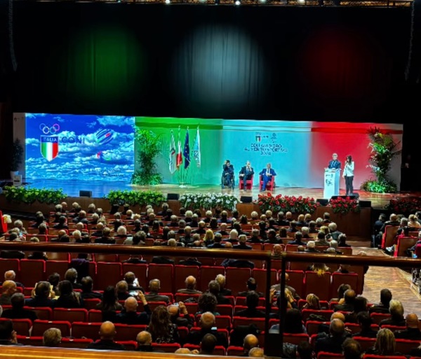 Collari d'oro Coni, la festa dello sport e l'annuncio: "Dal 2026 premi detassati"