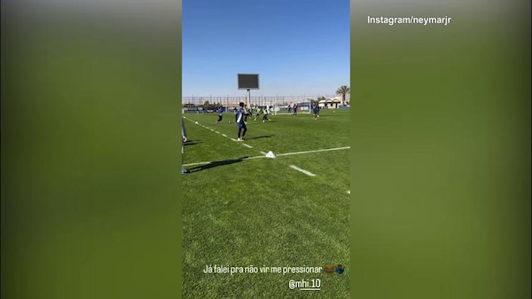 Neymar, numero pazzesco e sfottò al compagno