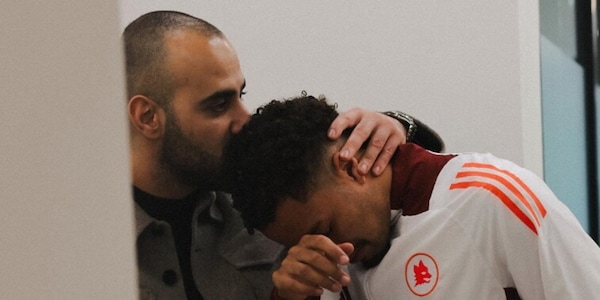 Rensch firma con la Roma e scoppia a piangere: la foto inedita e il retroscena