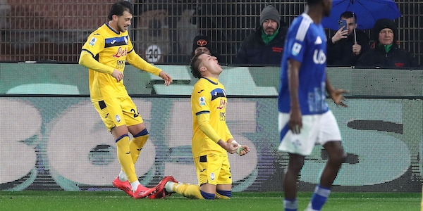 Retegui rilancia l'Atalanta con una doppietta: Como ko, Gasperini a -7 dal Napoli