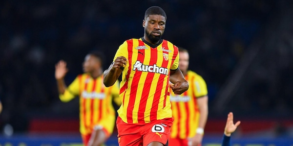 La Juve si avvicina a Danso: il Lens apre al prestito