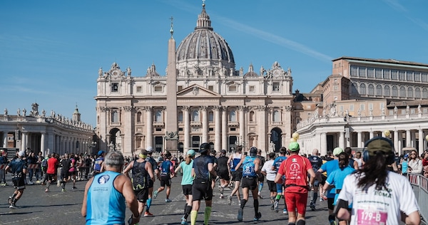 Run Rome The Marathon e Giubileo, gli atleti passeranno in via Conciliazione