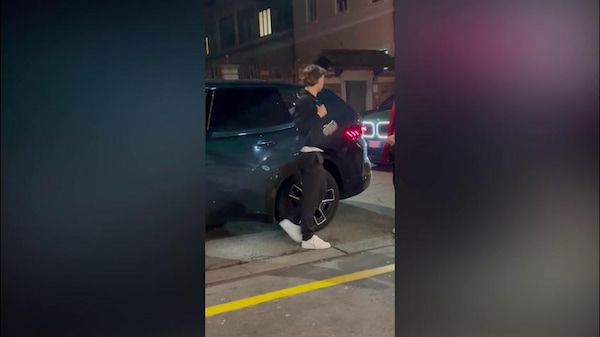 Joao Felix arriva in hotel:quanto affetto per il portoghese!