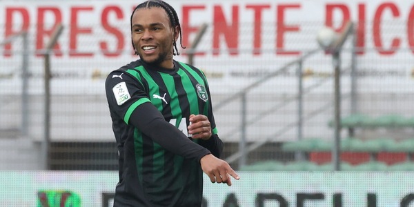 Sassuolo, bloccata la cessione di Laurentié al Sunderland