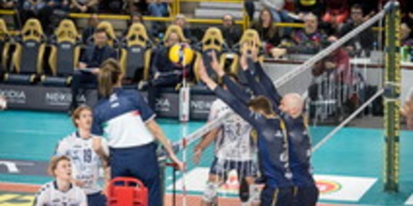 Verona travolge ed inguaia Monza