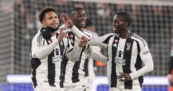 Juve trascinata da Mckennie e Mbangula: al Psv non basta Perisic