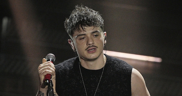 Olly, chi è la fidanzata "segreta" ex di un famoso calciatore: l'indizio a Sanremo