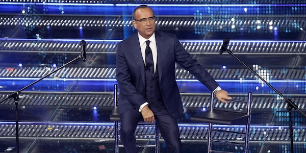 Programma Sanremo 2025: ospiti, conduttori e cantanti ultima serata