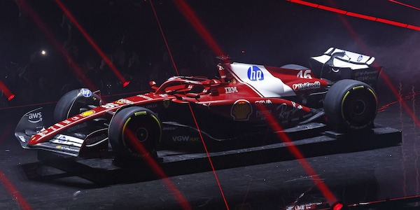 Ferrari, presentata la nuova SF-25 all'evento F1 di Londra: rivivi la diretta