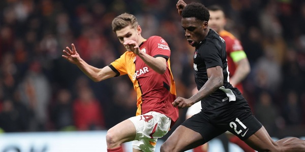 Europa League, il Fenerbahce di Mourinho agli ottavi. Eliminato il Galatasaray di Morata e Osimhen