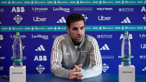 Fabregas sul futuro: " Mi piacerebbe avere una carriera da allenatore come quella di Ranieri..."