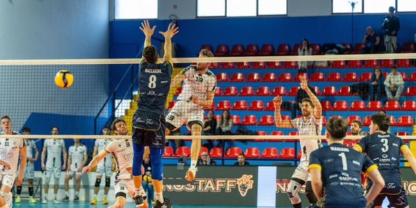 Siena vince anche a Palmi