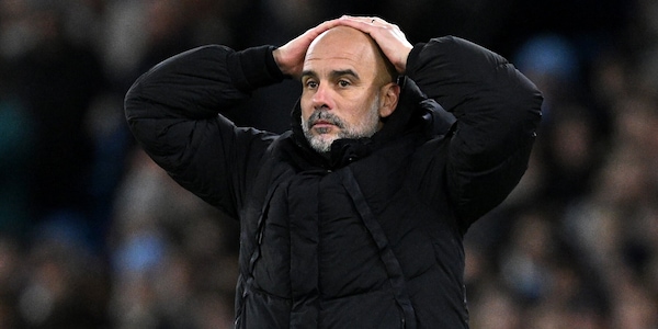 Manchester City, 20 tiri fuori: Guardiola se la prende con il pallone. Scoppia la polemica in Inghilterra