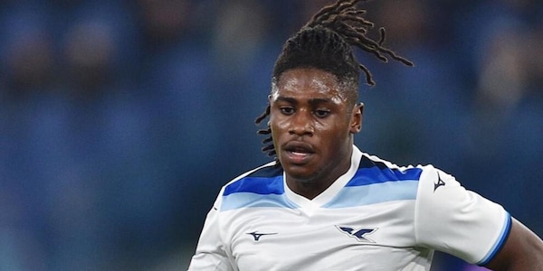 Tchaouna esalta la Lazio: "Non mi era mai capitato di vincere con due uomini in meno"