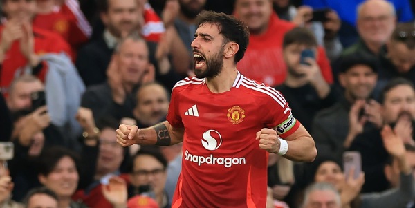 Premier League, il Chelsea vince e sorpassa il City. Pari tra Manchester United e Arsenal