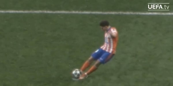 Il video dell'Uefa che mostra il rigore di Julian Alvarez