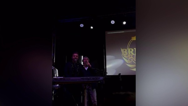 Bruno Conti festeggia il compleanno cantando Grazie Roma