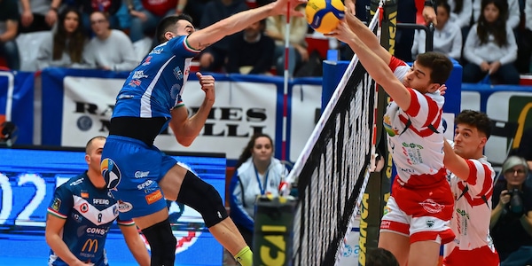 La Tinet vince la Regular Season, Reggio Emilia in A3